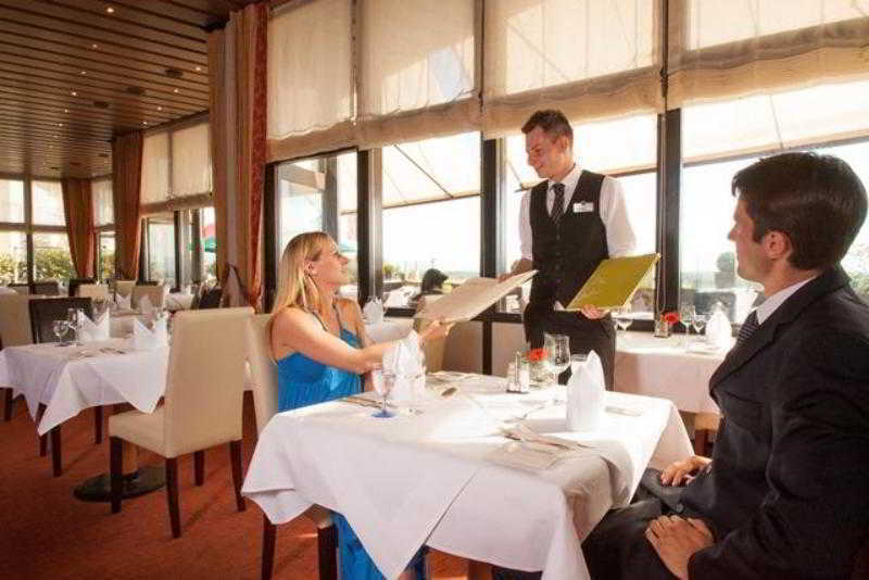 Stadt Hotel 4*
